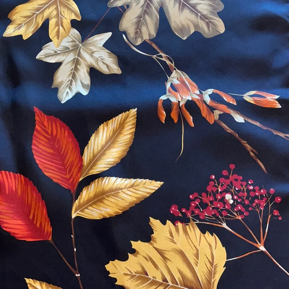 Brooks Brothers 💯% Silk Scarf